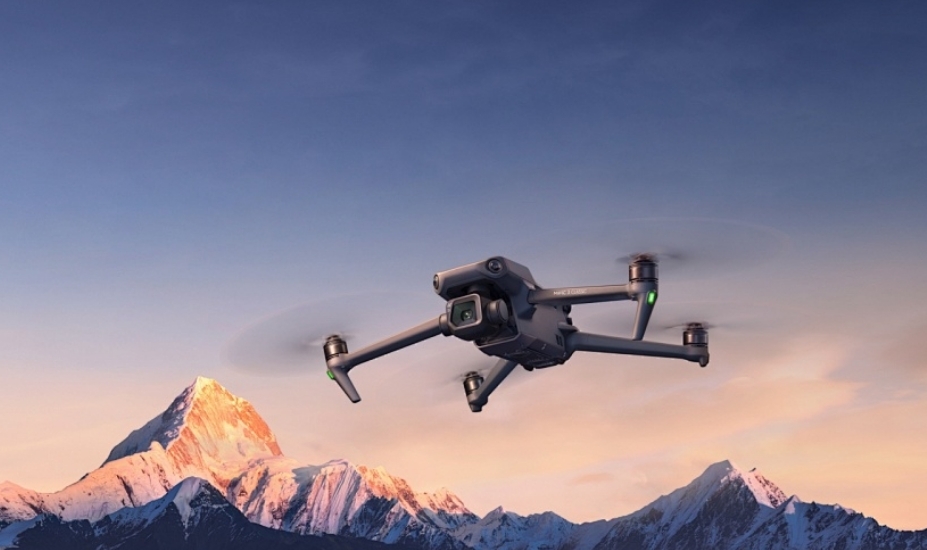 Overview of Core Technologies for Drones: Technological Core Adapting to Multiple Scenarios